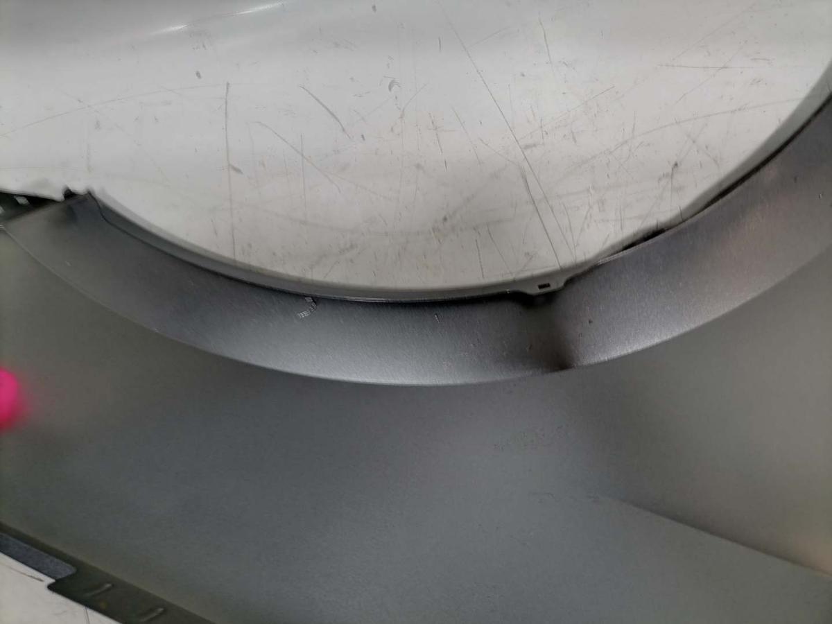 VW Passat 3B9 original Kotfl&uuml;gel vorn links Bj.2024 Besch&auml;digt!